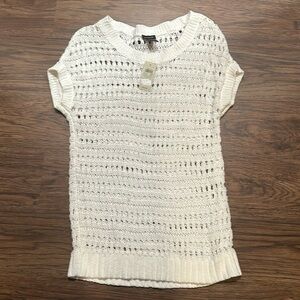 Ann Taylor top. Size small. NWT